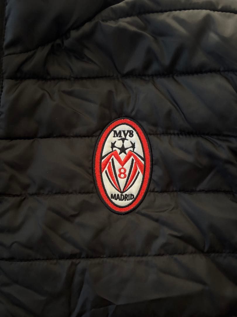【非売品】MV8 Madrid フード付きジャケット 黒 スペイン サッカー