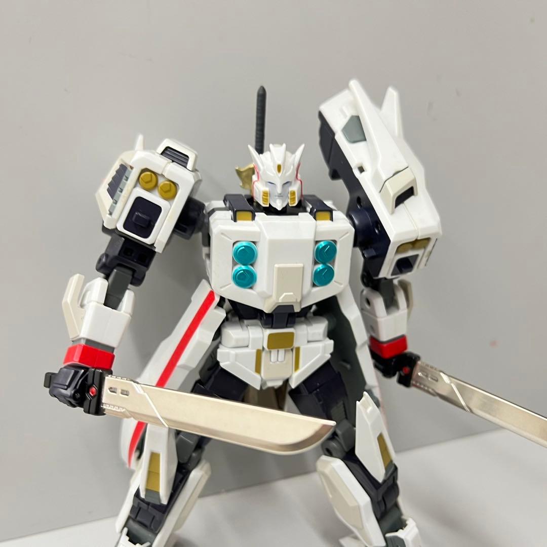 トランスフォーマー ドリフト MASTER MIND CREATIONSR32