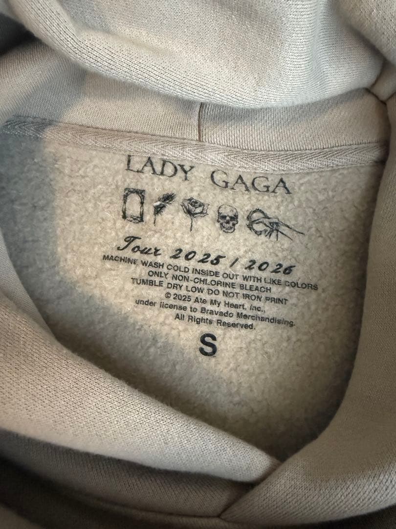 レディガガ Lady Gaga The MAYHEM Ball 公式限定フーディ