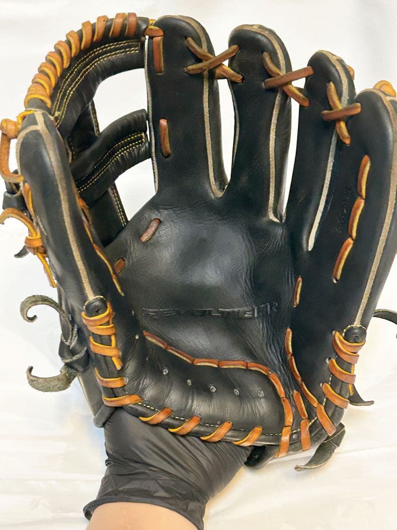 ★良型・即戦力★ ミツワタイガー 軟式 内野用グローブ 深め 小指二本仕様