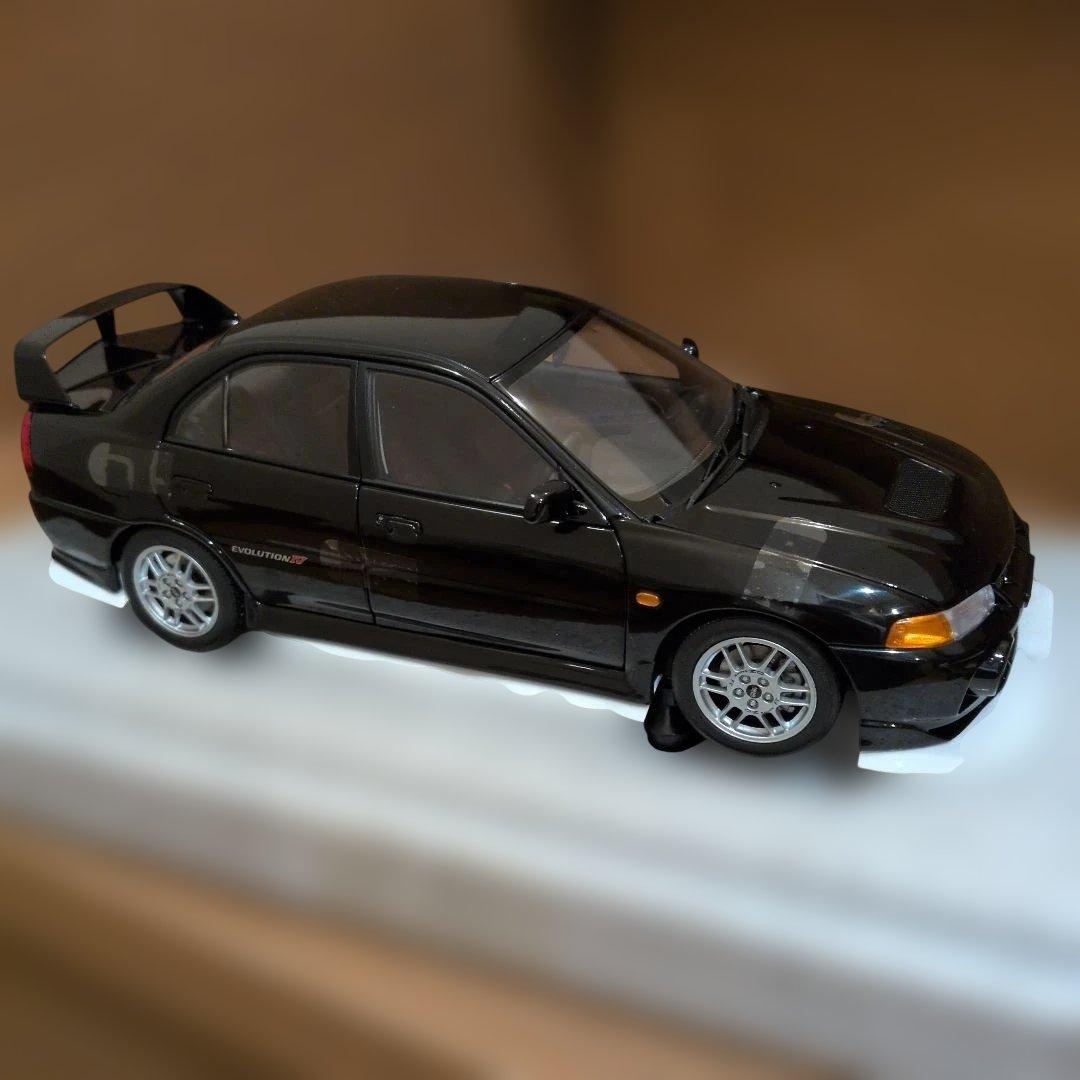 三菱　ランサーエボリューションⅣ　1/18　MOTOR　HELIX