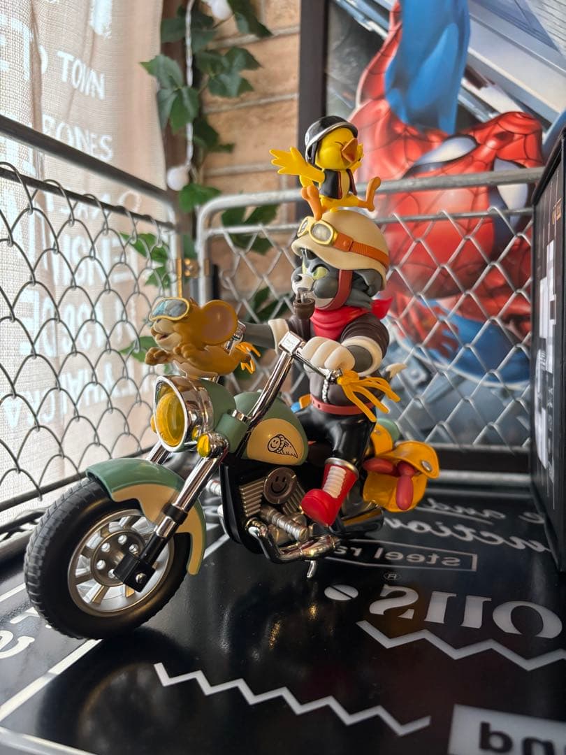 52TOYSトムとジェリーレトロバイクフィギュア海外限定