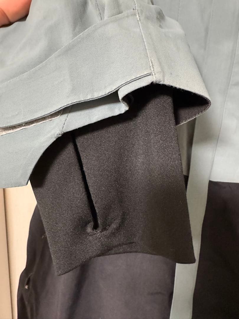 686 GORE-TEX GT Jacket Mサイズ　スノーボードウエア