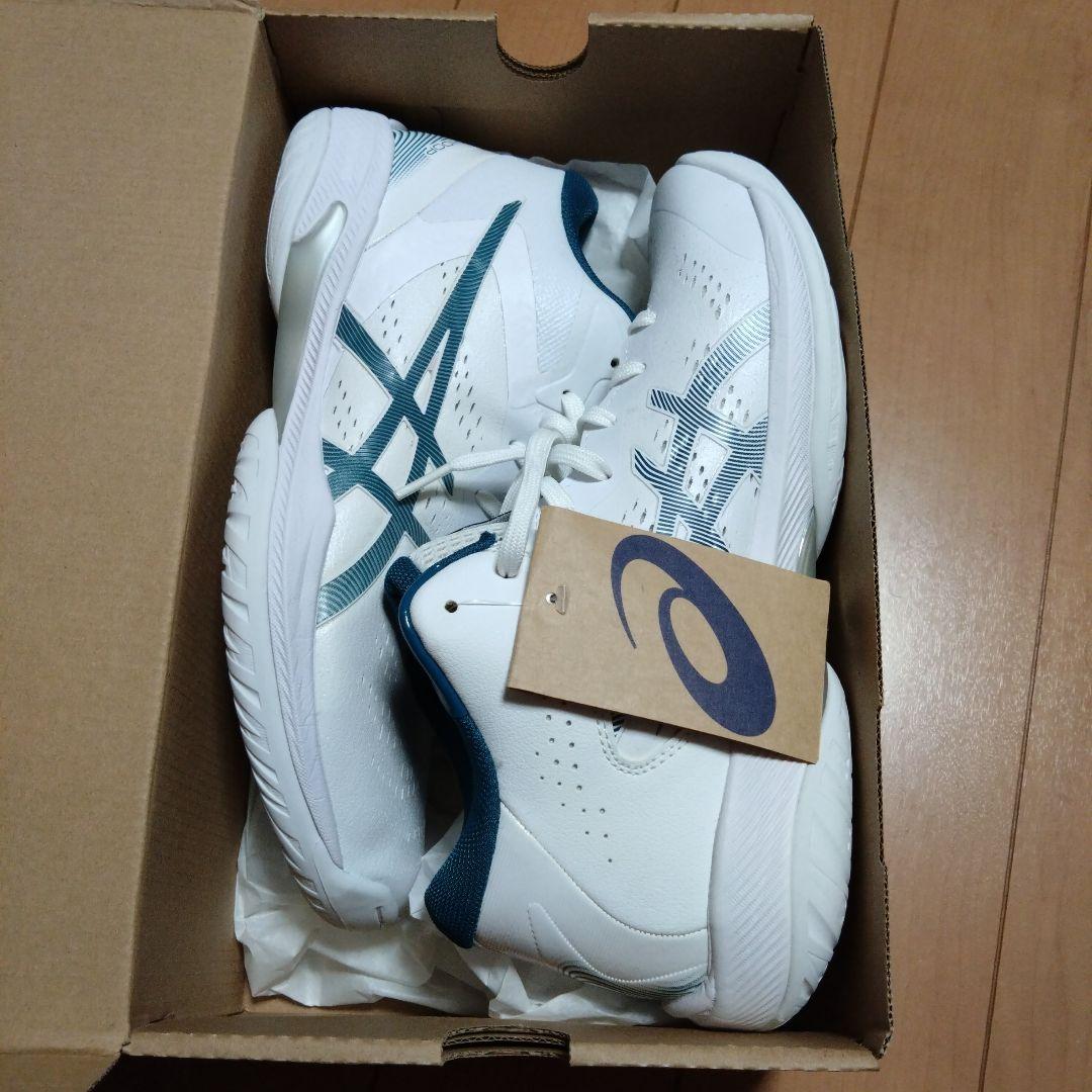 試着のみ　ゲルフープv16　27cm　asics