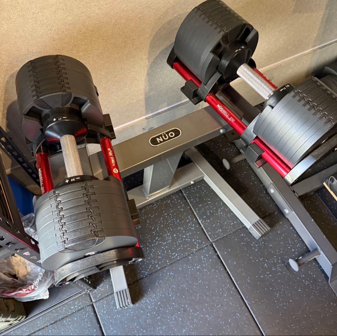 匿名 送料無料 NUO FLEXBELL 可変式ダンベル スタンド付 32kg