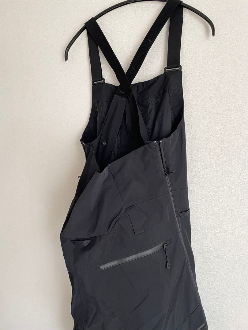 BURTON ウィメンズ ゴアテックスビブパンツ ブラック