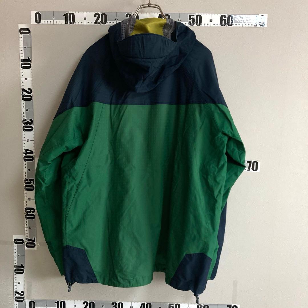 HELLY HANSEN ヘリーハンセン スキースノボーウェアー L 緑 雪山