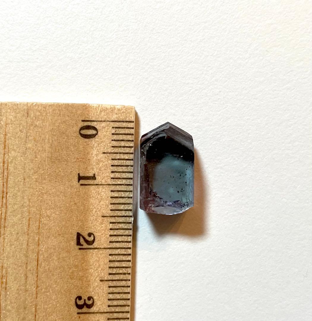 鉱物標本　Tanzanite タンザナイト　非加熱　タンザニア産