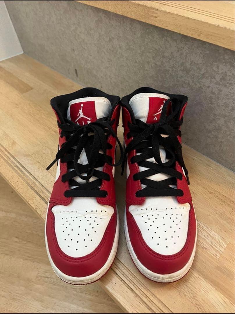 Nike Air Jordan 1 赤白黒 ハイカット