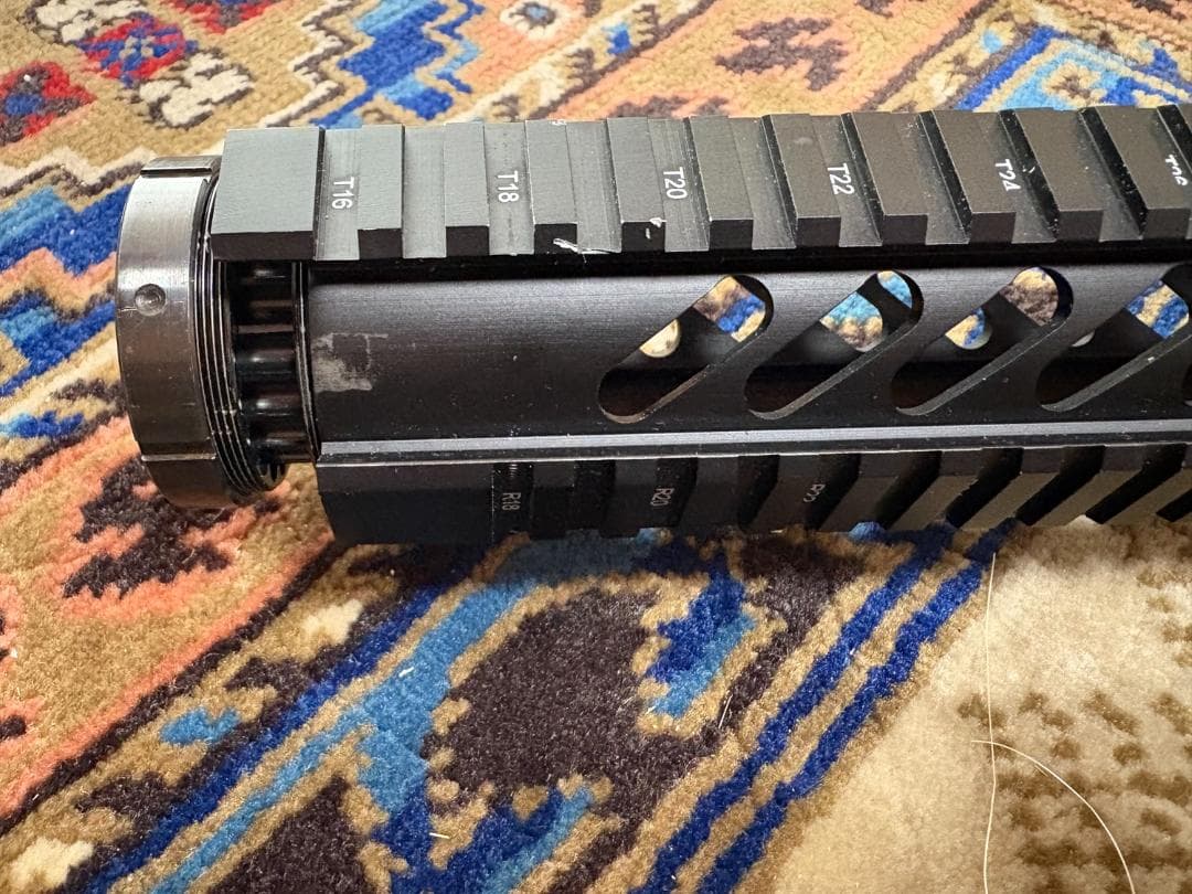 M4 ASタイプ フリーフロート クワッドレイル ハンドガード 15インチ