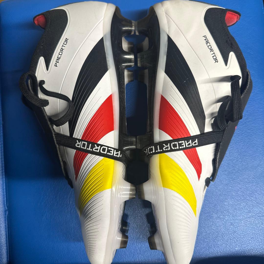 PAEDRTOR 30 サッカーシューズ