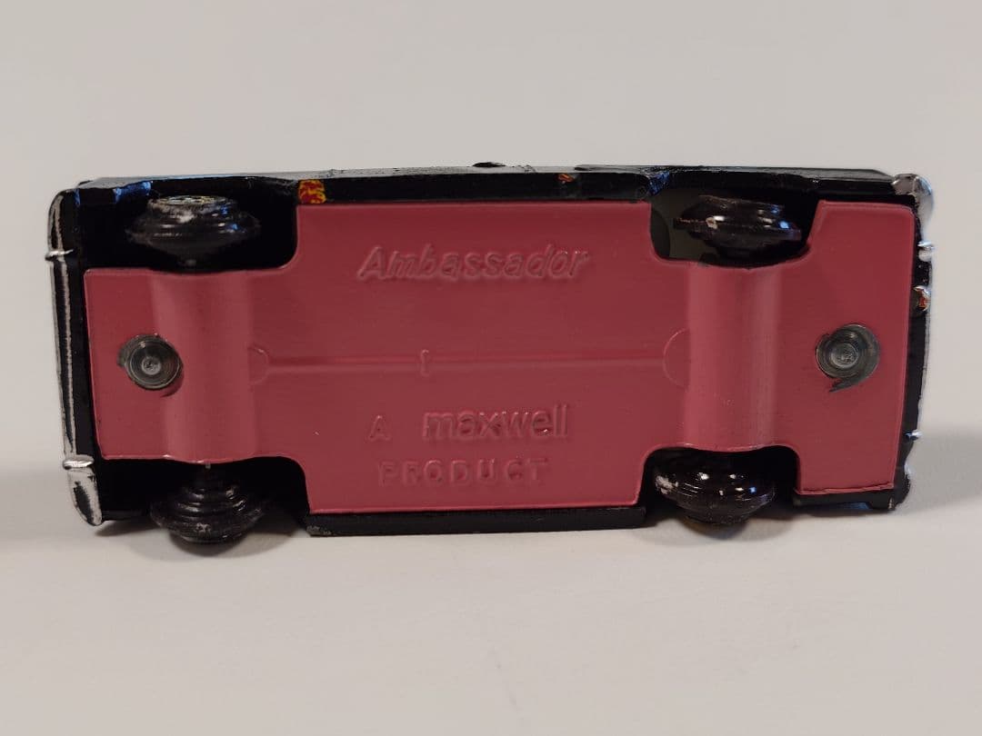 Maxwell Ambassador ポリスカー