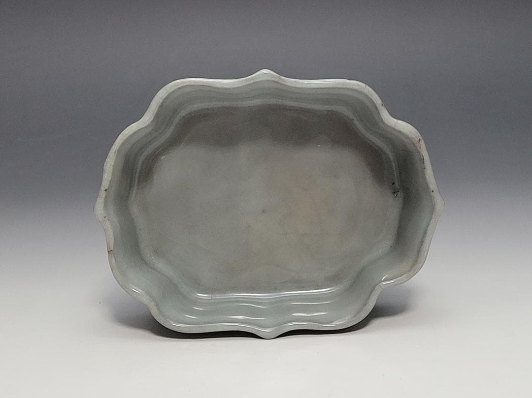 青磁 曇型 四足 筆洗 宋元時代 幅約13.2cm