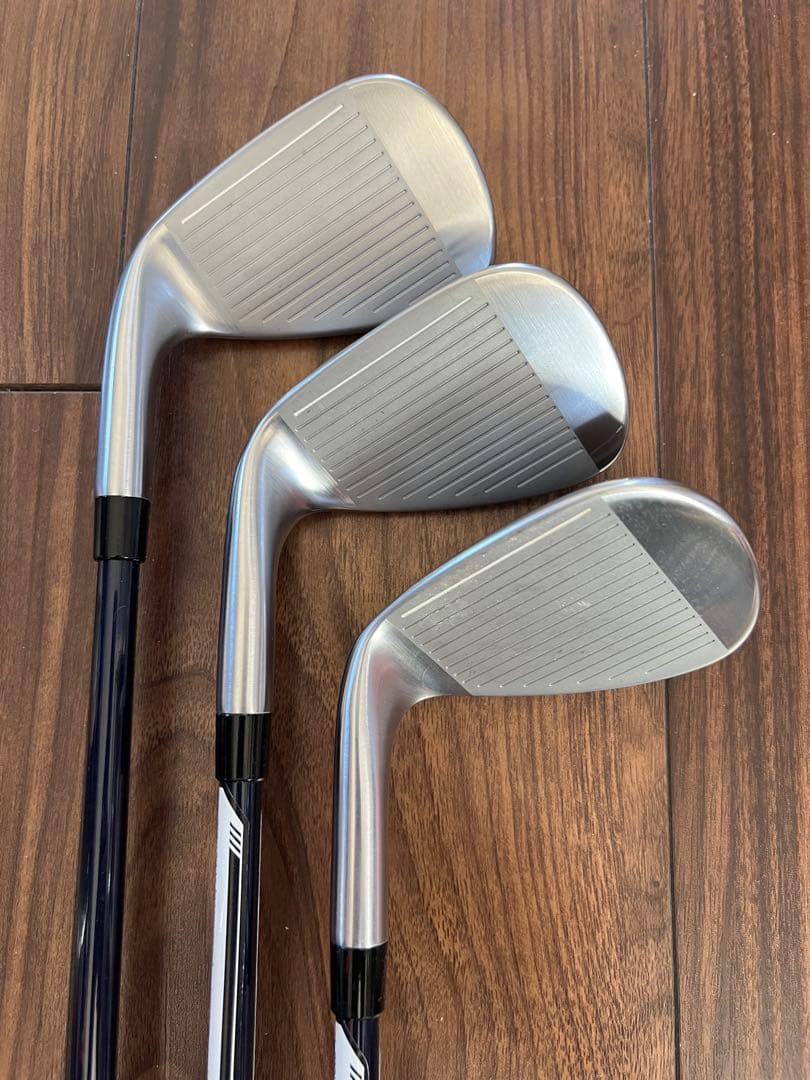 TaylorMade Qiアイアン9本セット＋キャディバッグ
