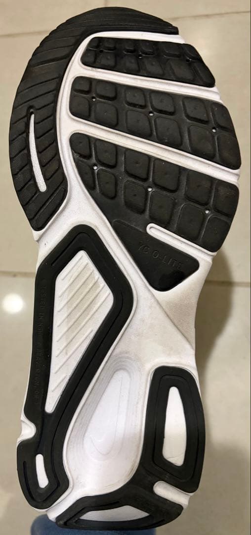 NIKE ストラクチャープラス 26.5cm