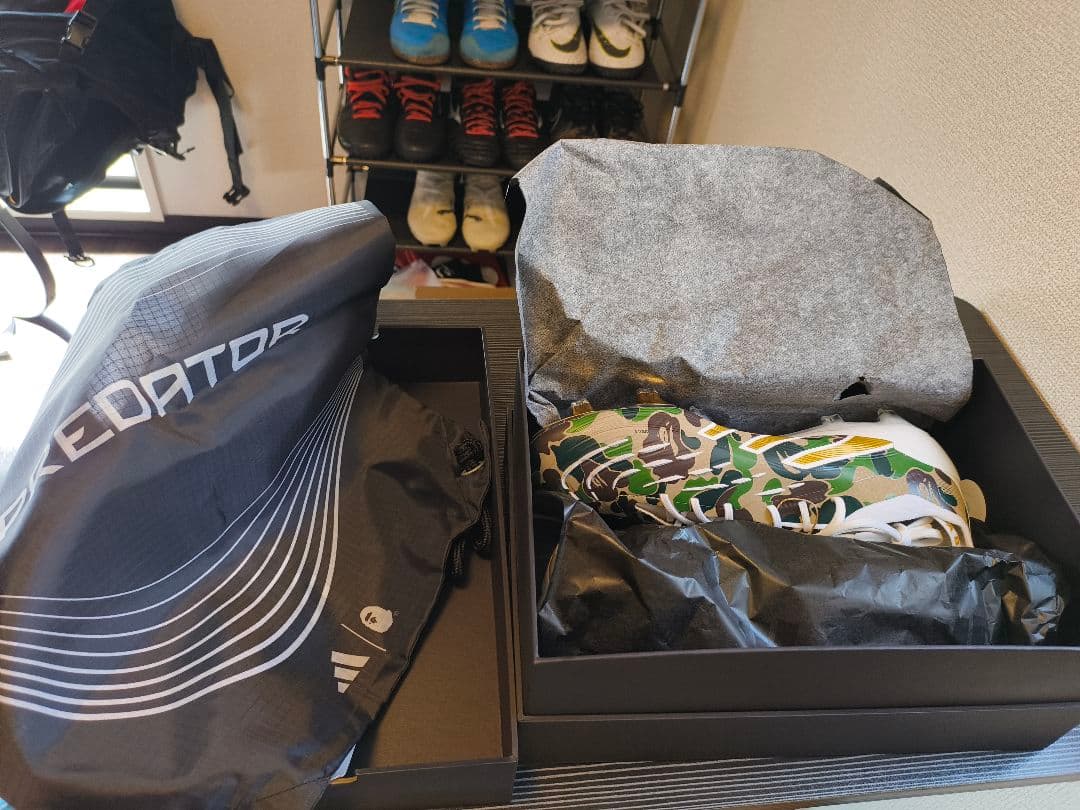 Adidas Predator サッカーシューズ迷彩/ゴールド