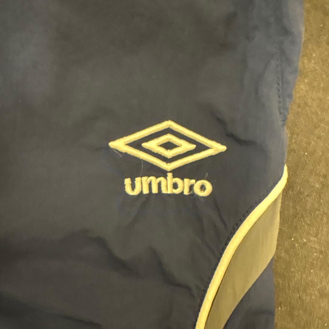 UMBRO トラックパンツ