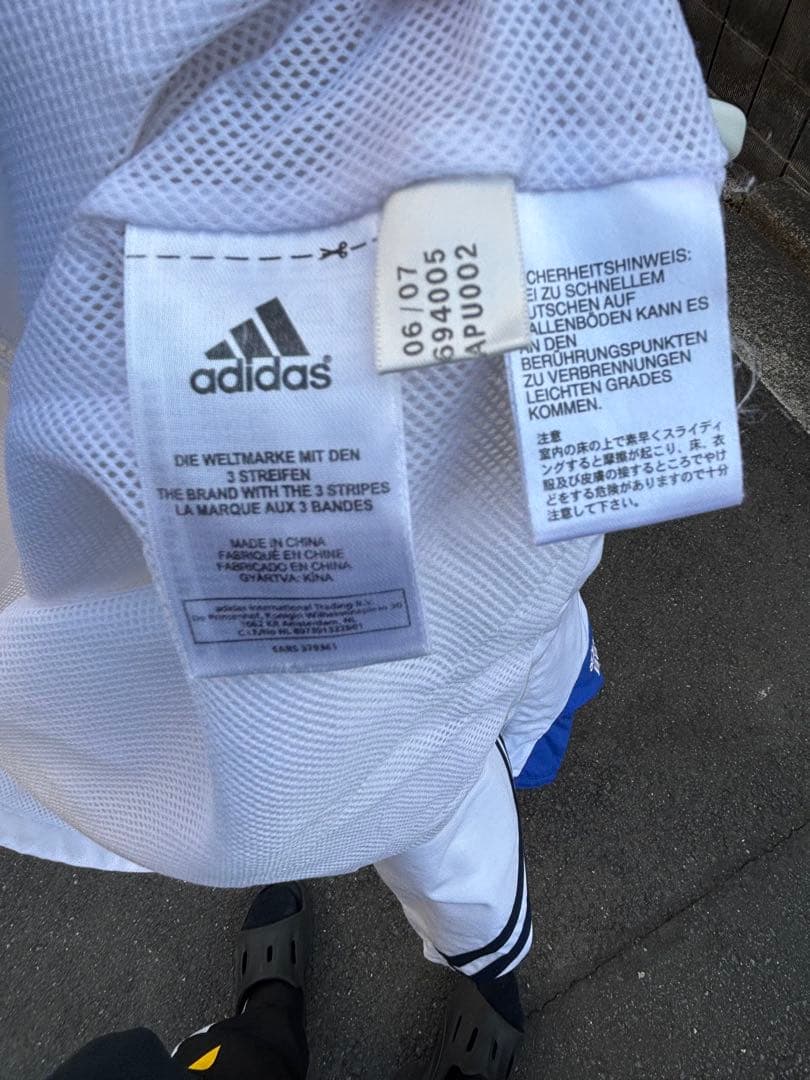 Chelsea adidas ナイロンジャケット ホワイト/ブルー