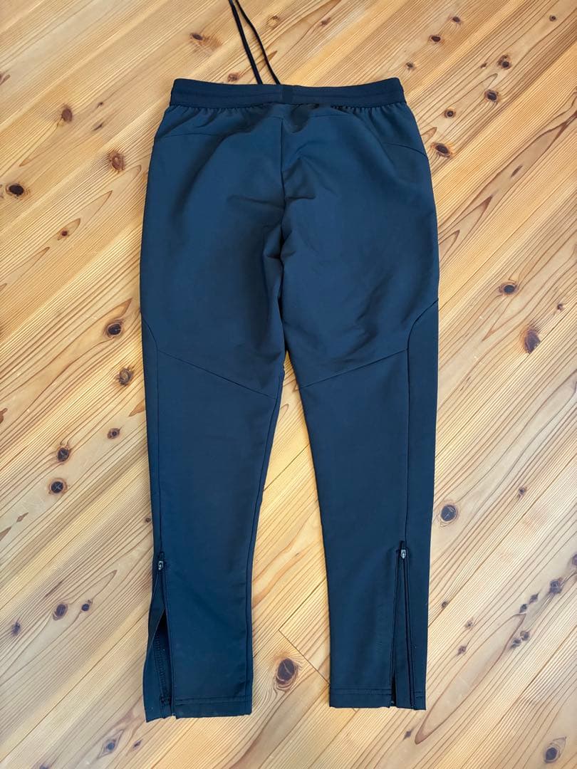 nikepro ウィンタライズド上下セット mサイズ