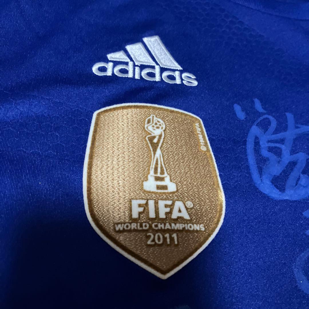 美品　adidas なでしこJAPAN 日本代表 サイン入　ユニフォーム