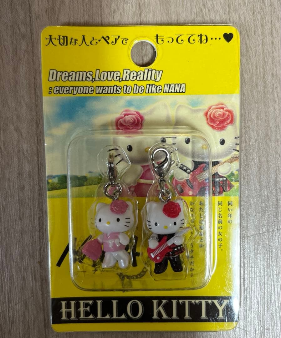 ★新品•未開封★超希少 NANAキティキーホルダー
