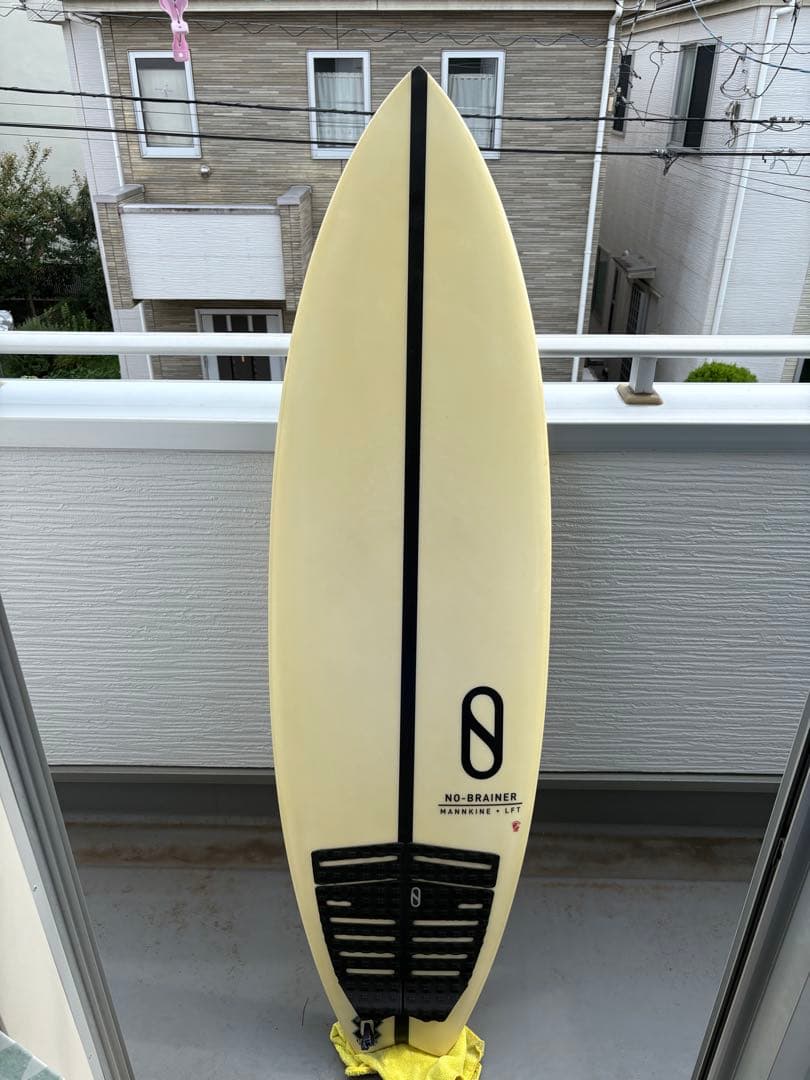 SLATER DESIGN NO BRAINER ショートボード5’5