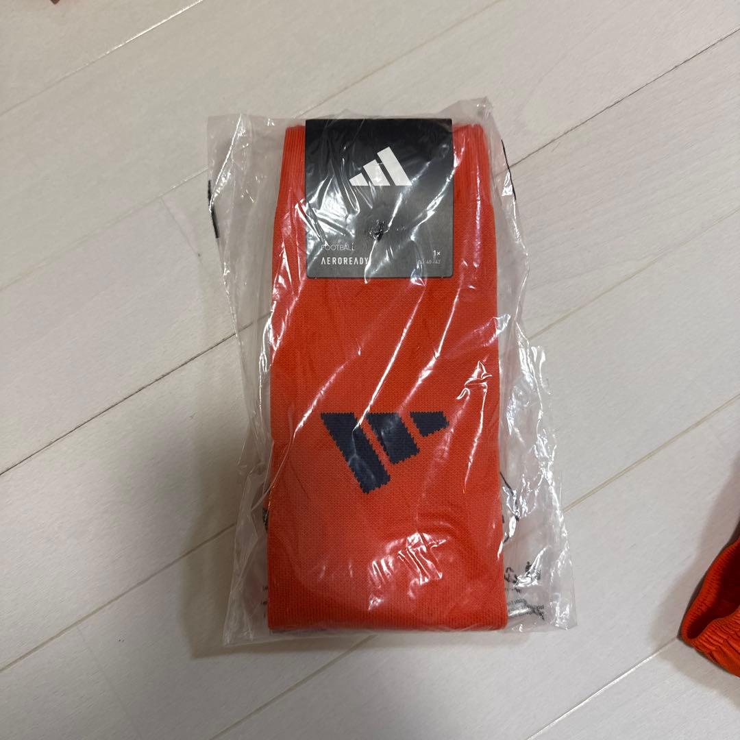adidas サッカーウェア(シャツ・パンツ・ソックス) 3セット　Lサイズ