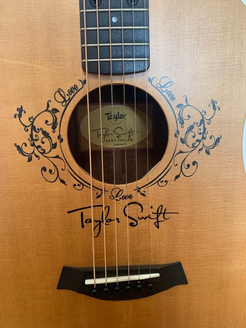 28日まで　Taylor Swift シグネチャー アコースティックギター