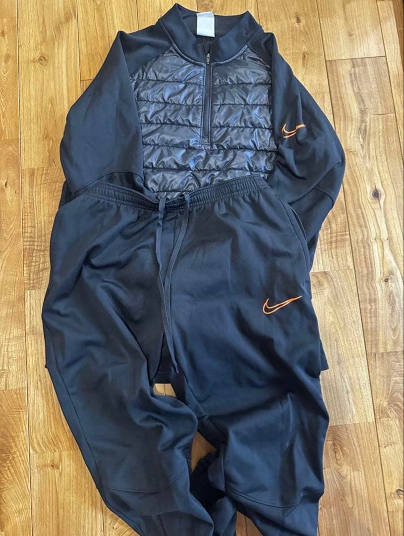Nike Therma-FIT ジャージ 黒