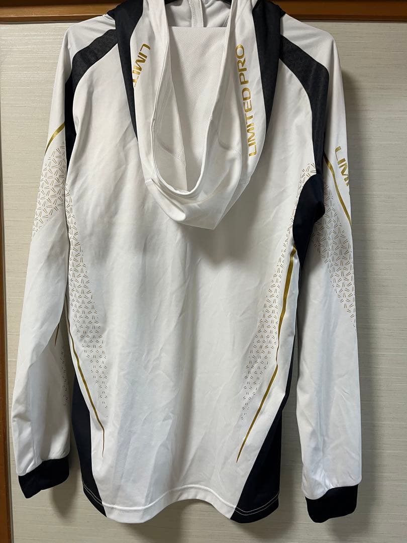 LIMITED PRO 長袖シャツ ホワイト・ブラック　よかにせさん専用