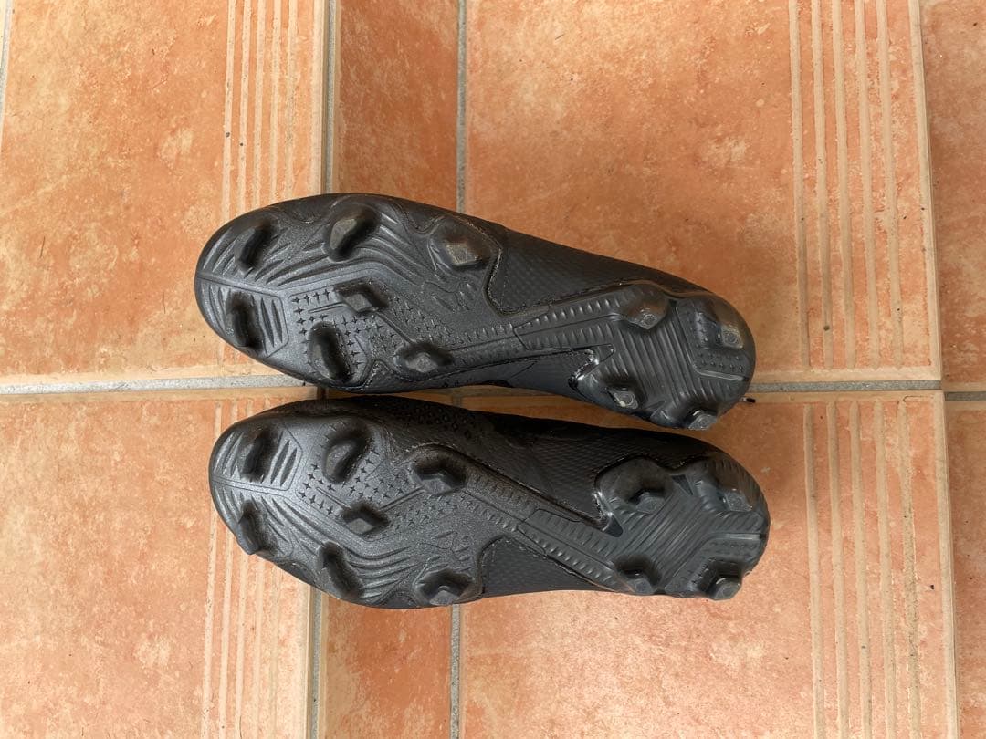 Puma future スパイクシューズ 黒