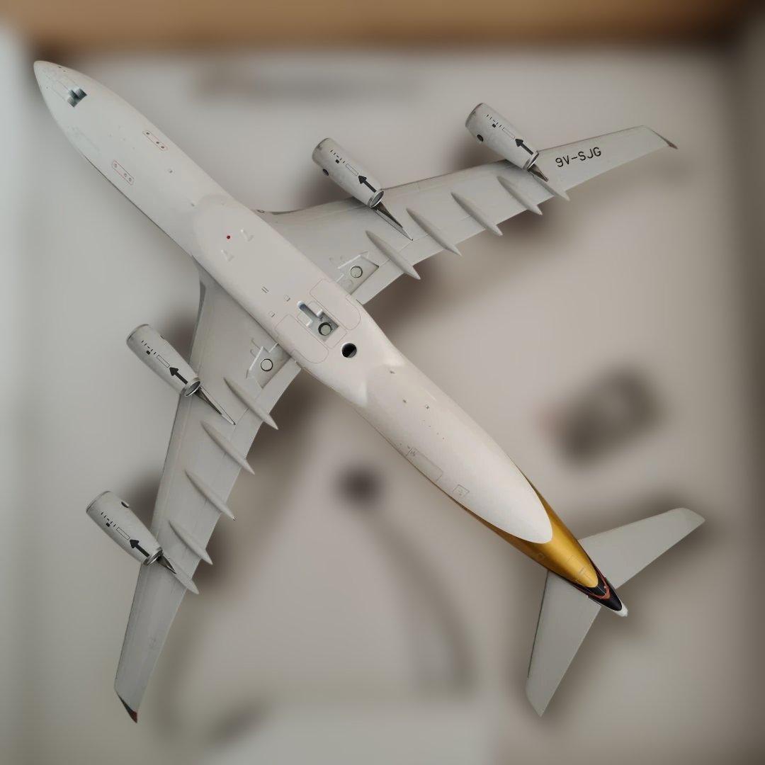 A340-300 シンガポール航空 1/200