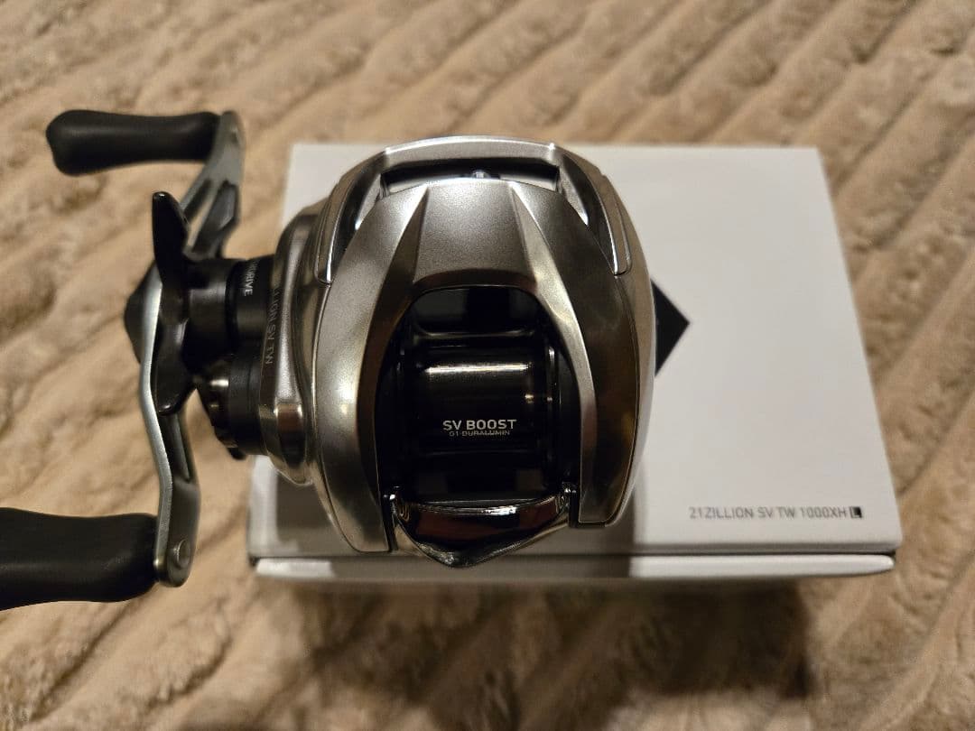 【美品】ダイワ 21 ZILLION SV TW 1000XHL ジリオン