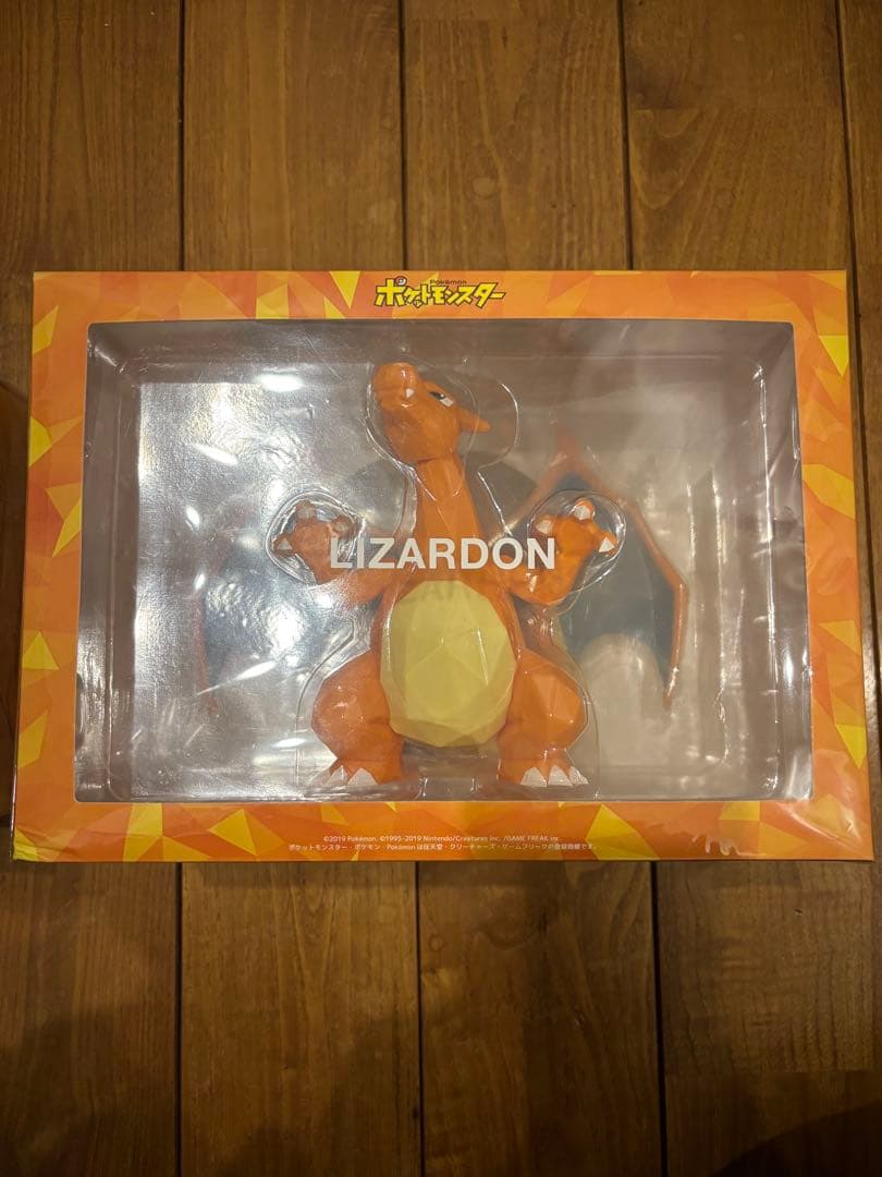POLYGO ポケットモンスター ピカチュウ リザードン