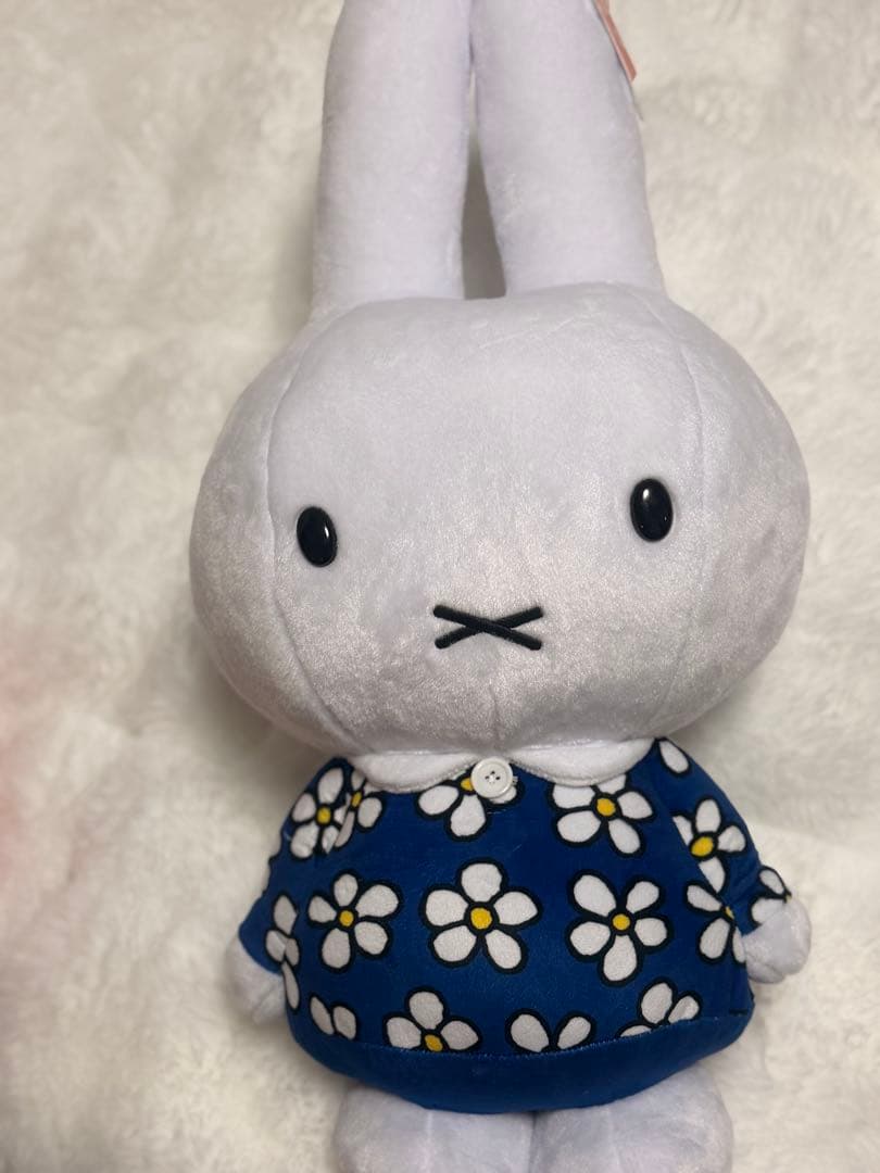 ミッフィーぬいぐるみ