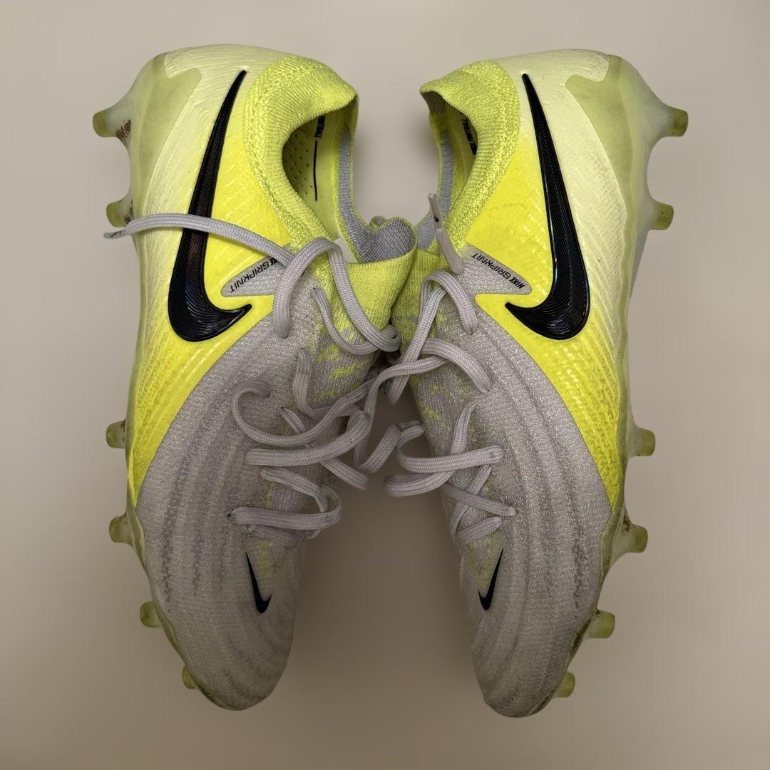 NIKE ナイキ　ファントムGX2 AG 25cm