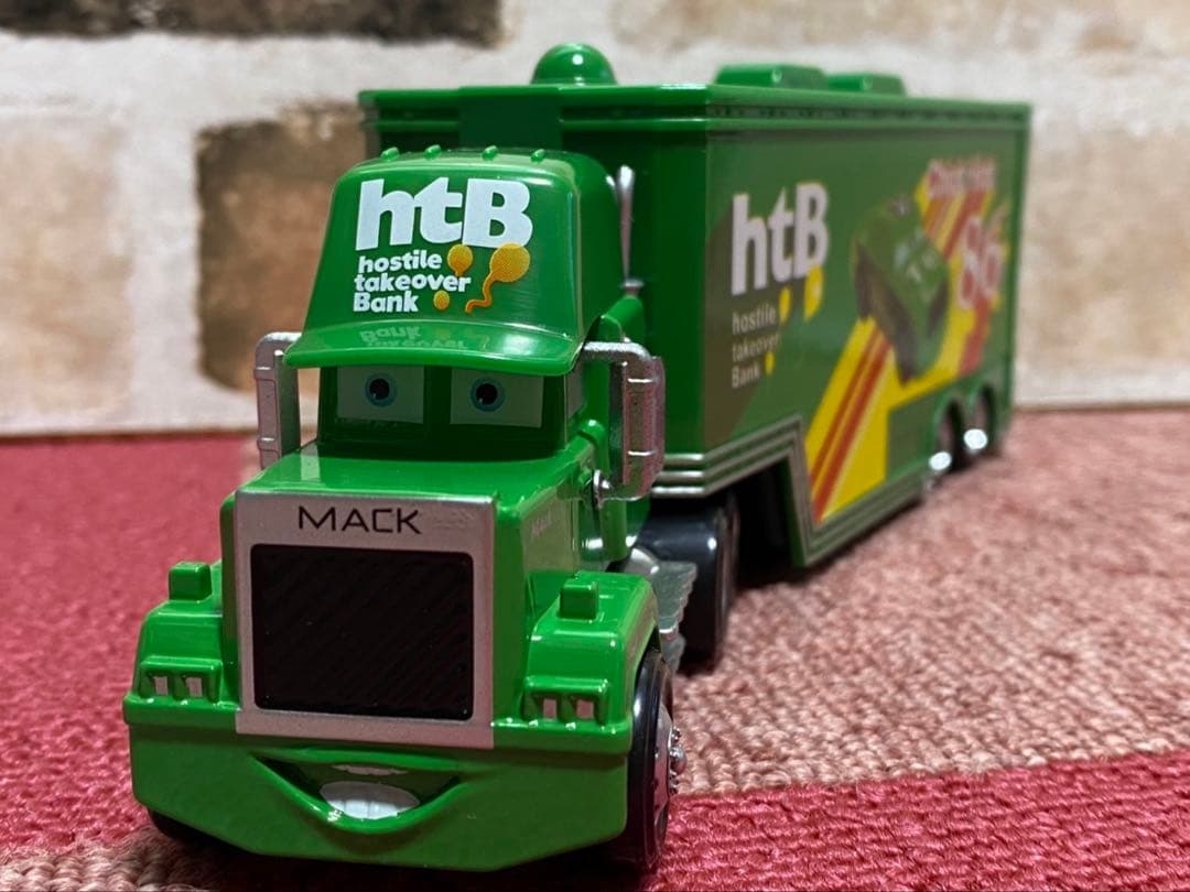 【新品】カーズ　マック トラック トレーラー　3台セット