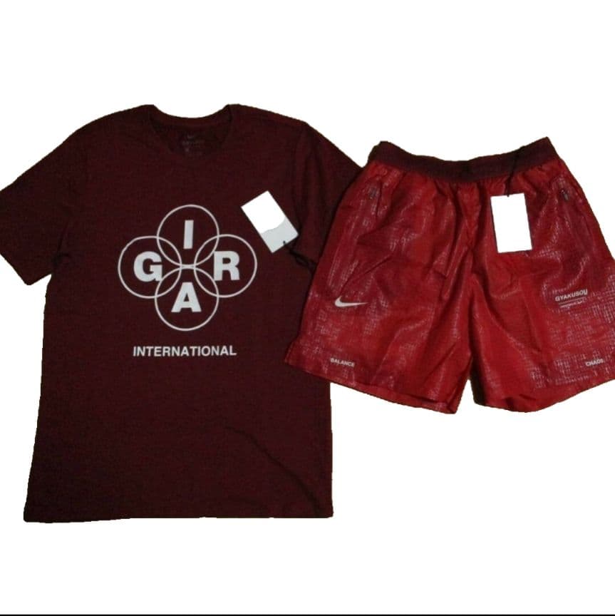 残少 Ｌ ナイキ GYAKUSOU ランニング Tシャツ ショーツ 上下セット