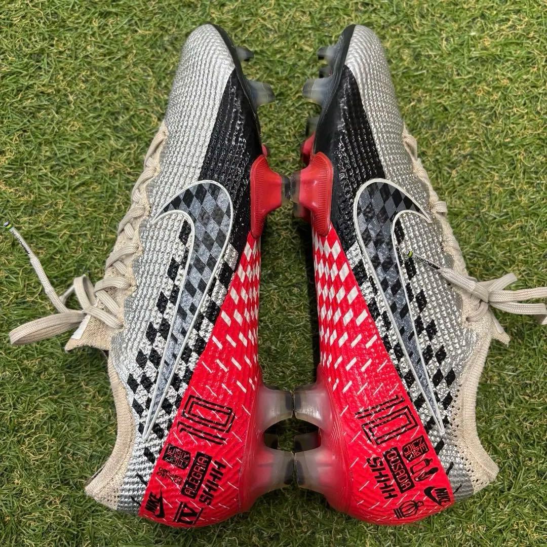 【即日発送】NIKE マーキュリアル ヴェイパー 13 エリート NJR FG