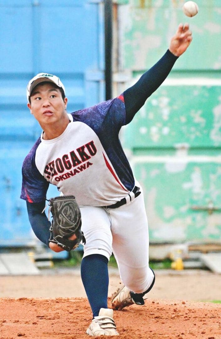沖縄尚学 選手専用 練習用Tシャツ ユニフォーム