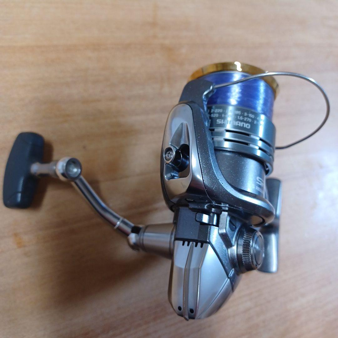 Shimano TWIN POWER C3000 スピニングリール