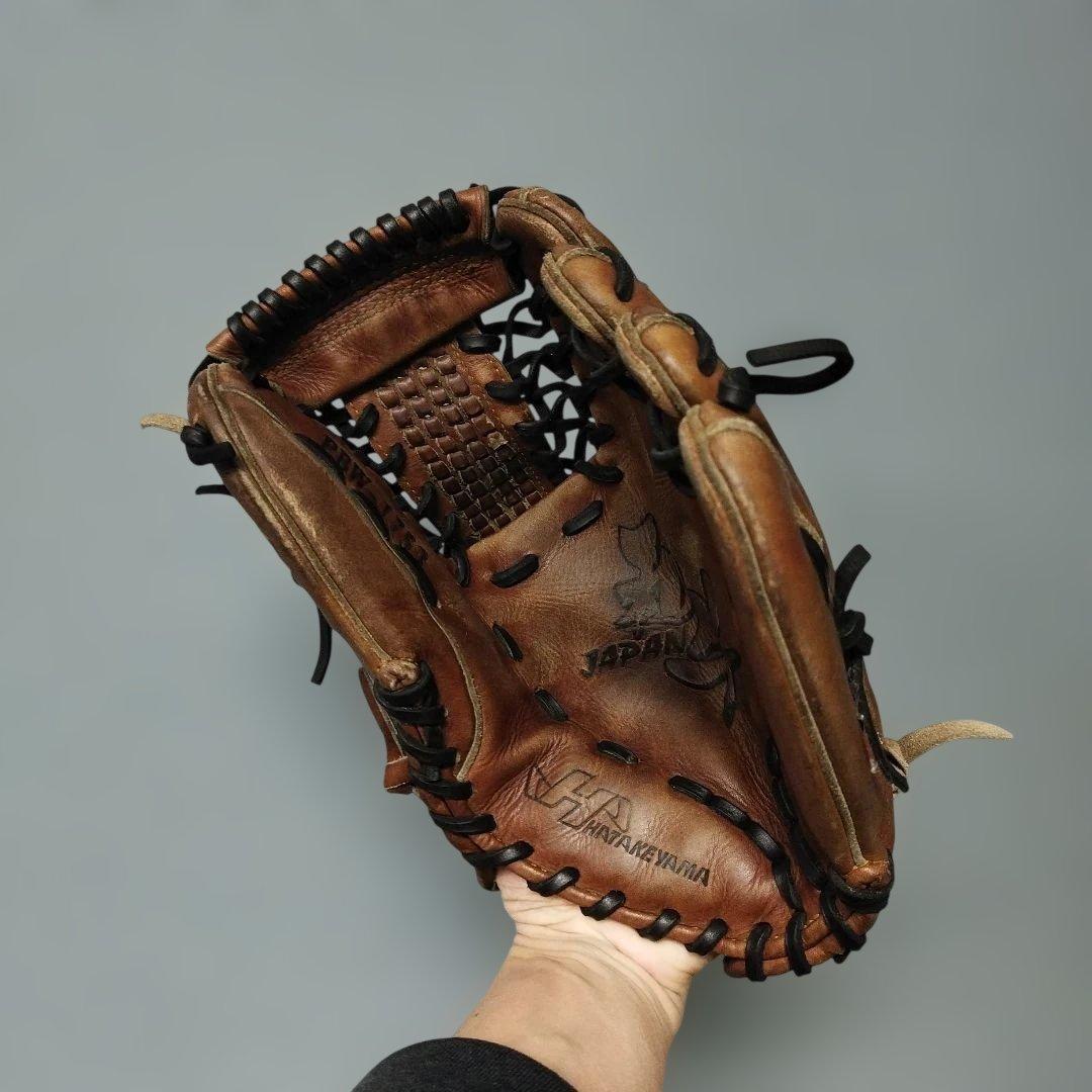 1300 ハタケヤマ 和牛オーダー 型抜群 即戦力 硬式 内野手用グローブ