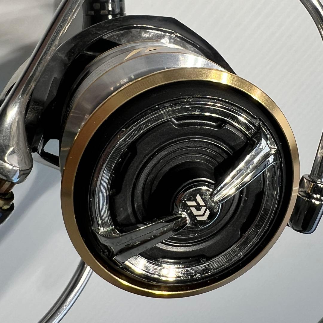 ダイワDaiwa ルビアス バランサー付きFCLT2000S-XH