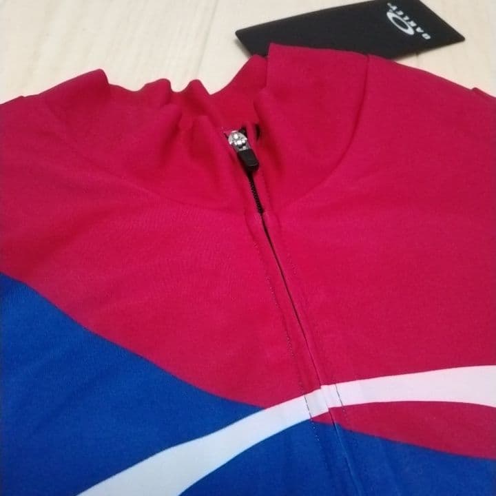 【新品】オークリーAERO JERSEY