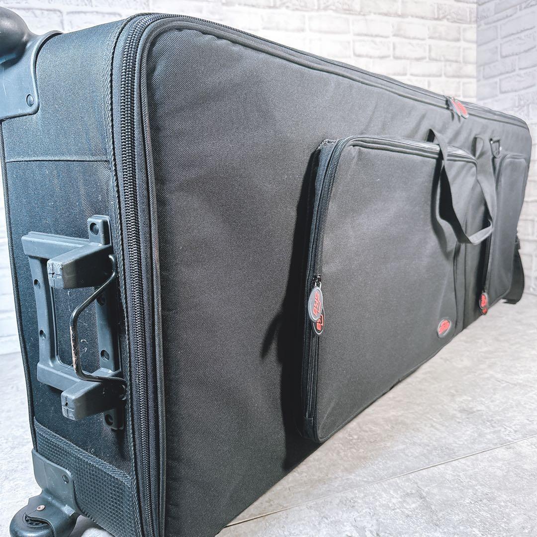 【美品】SKB 88鍵 セミハードケース キャスター シンセサイザー　キーボード
