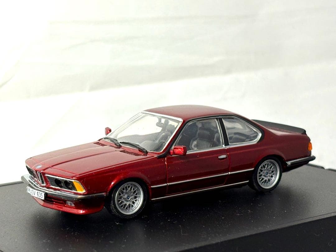 ディーラー特注  635 CSiダイキャストミニカー1/43 バーガンディ