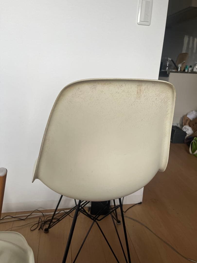 ハーマンミラー　イームズ　サイドシェルチェア②　エッフェルベース