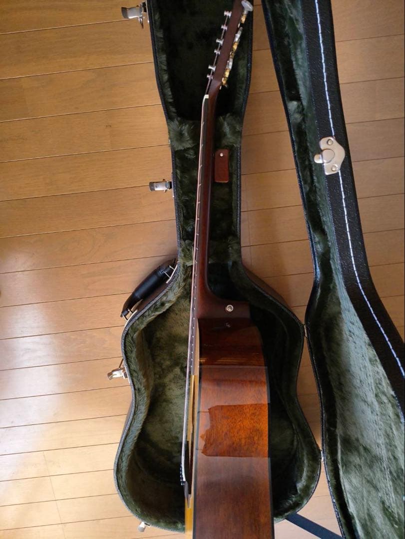マーチンC.F.Martin / D-18 2021年製