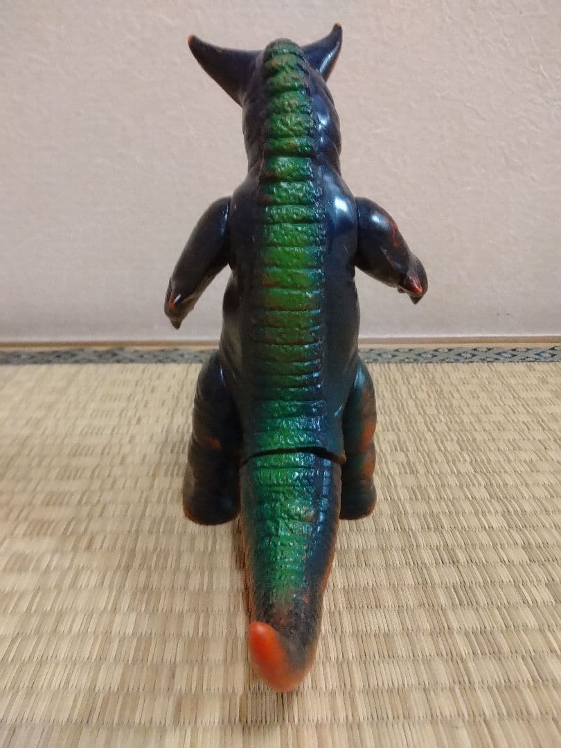マルサン　ソフビ　ゴモラ　当時物　ウルトラマン　ブルマァク