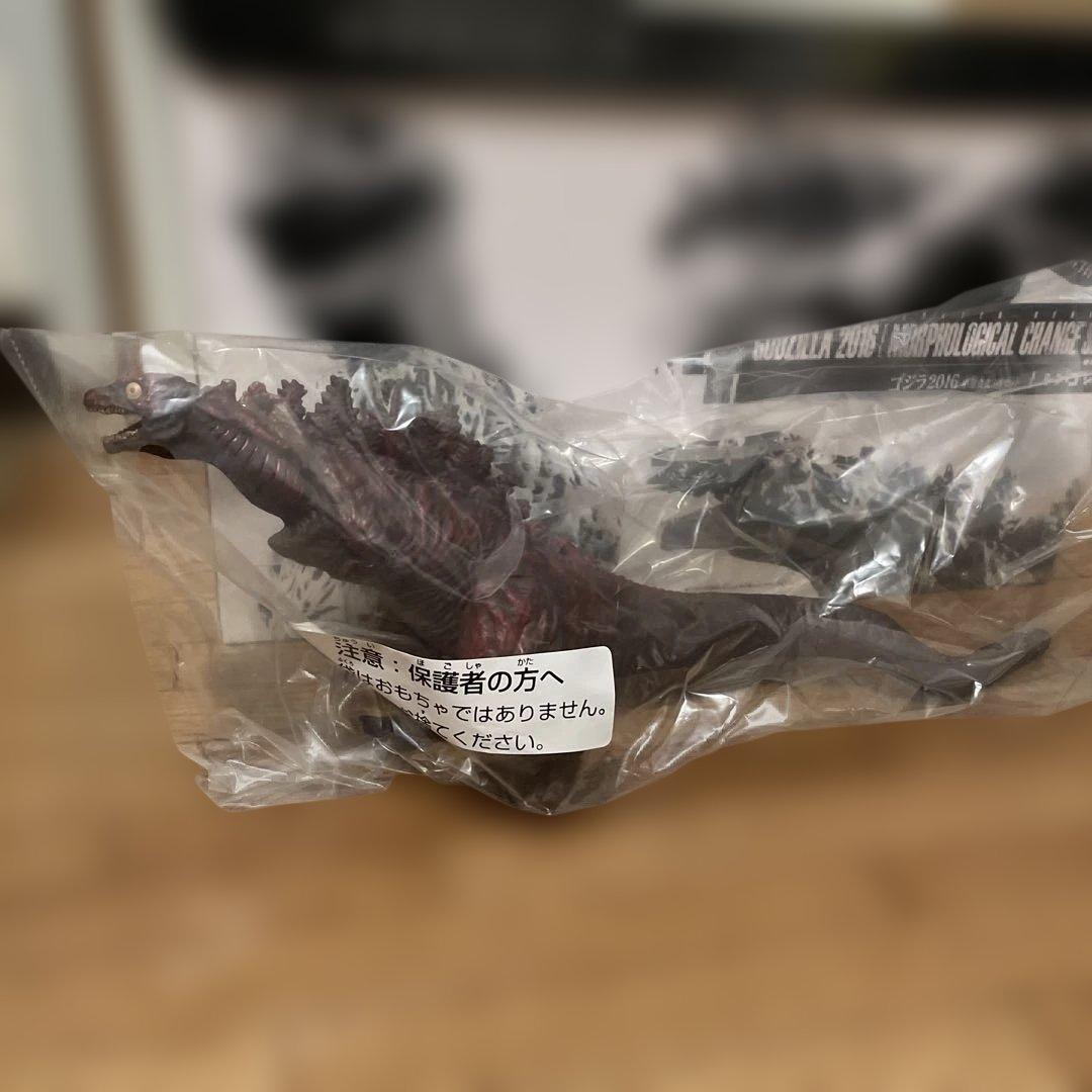 【新品未使用】最終値下 ムービーモンスター　形態変化3体セット